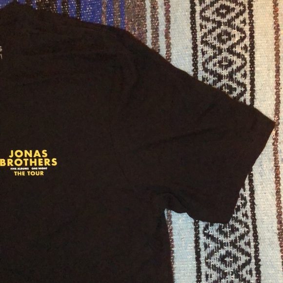 Jonas Brothers 2023 Five Albums One Night Concert Tour Tee Shirt 🦃SALE 🦃 - Picture 6 of 11